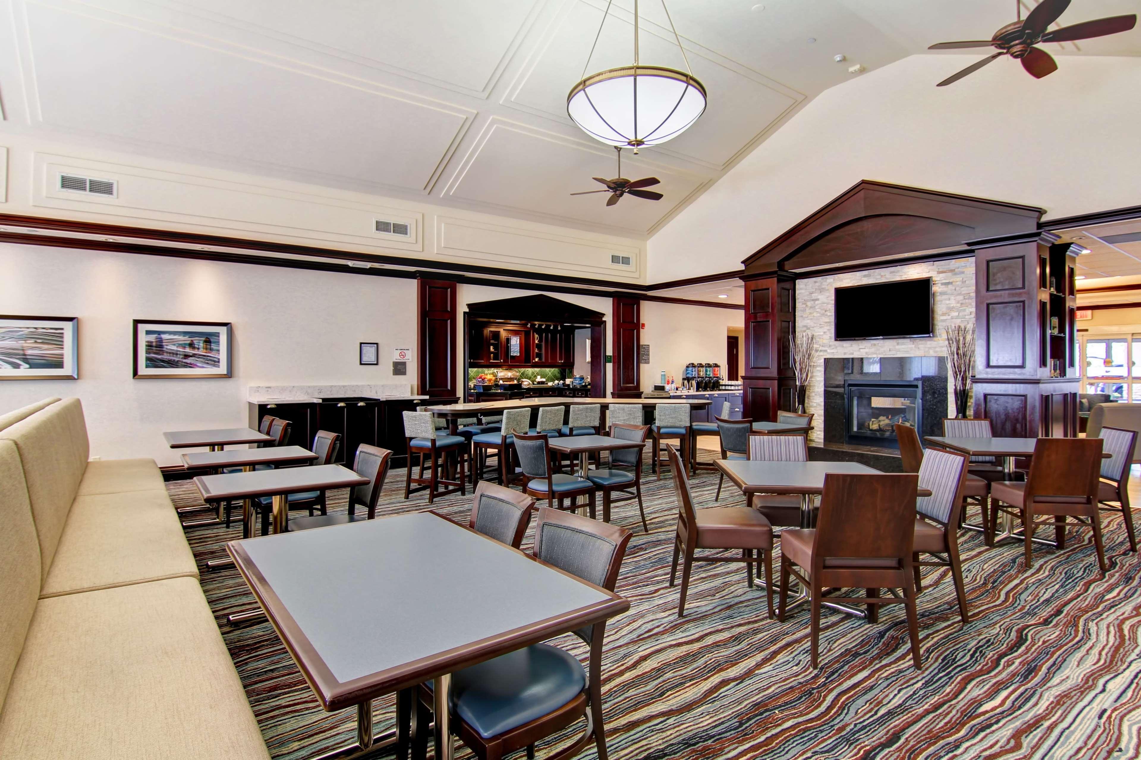 Homewood Suites By Hilton Toronto Mississauga Exterior foto